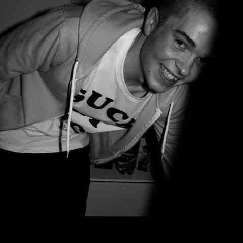 Joe Finch Photo 5