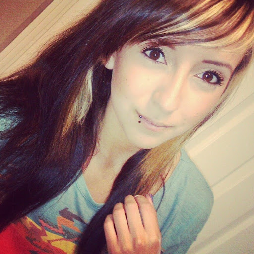 Lissette Torres Photo 15