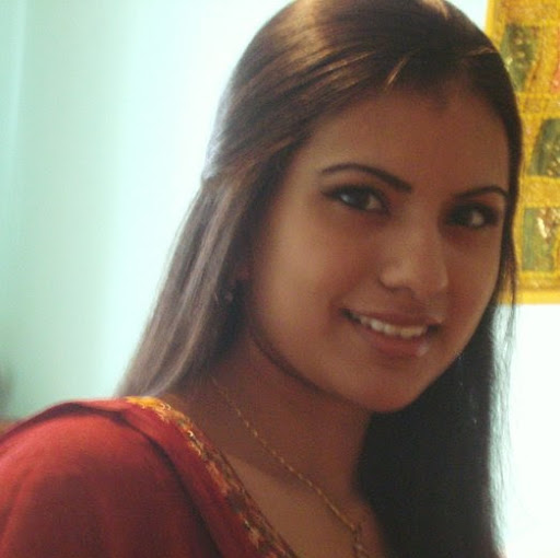 Zainab Khalid Photo 24