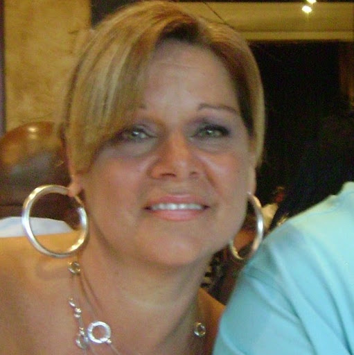 Michelle Garner Photo 30