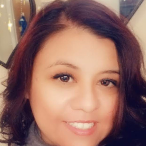 Erica Castillo Photo 46