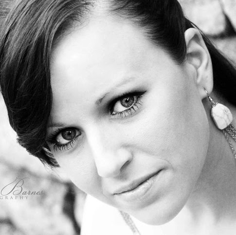 Theresa Crawford Photo 14