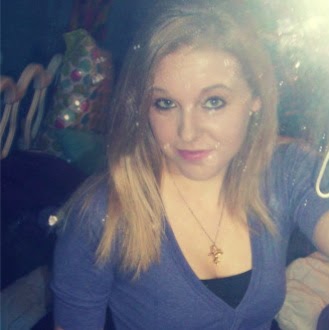 Taylor Rogers Photo 16