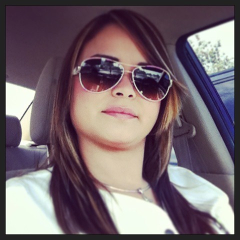 Yesenia Pacheco Photo 7