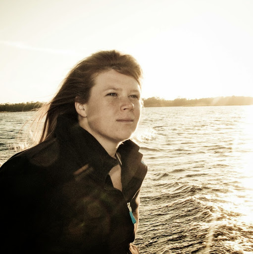 Kristen Larson Photo 44