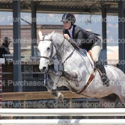 Lauren Nicholson Photo 13