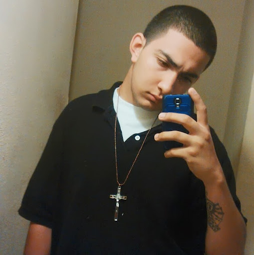 Reynaldo Cruz Photo 10