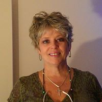 Rhonda Wells Photo 26