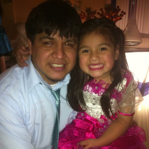 Cesar Vasquez Photo 37