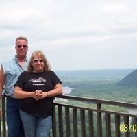 Julie Schrader Photo 28
