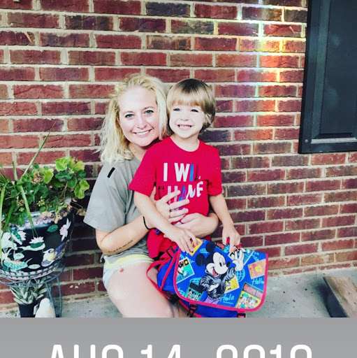 Lindsay Chapman Photo 40