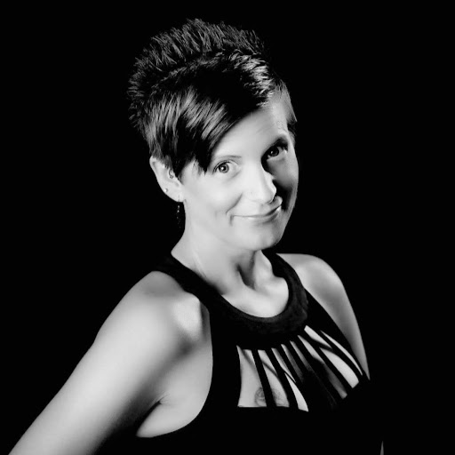 Teresa Dunn Photo 31