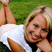 Maggie Summers Photo 10