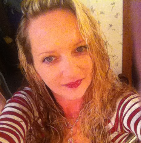 Angela Farris Photo 28