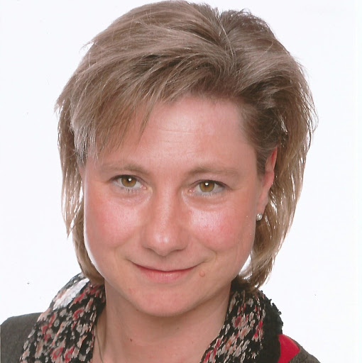 Nicole Zinke Photo 3