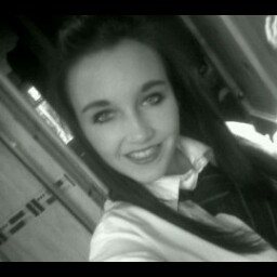 Rebecca Ennis Photo 28