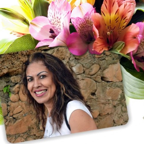 Delia Estrada Photo 31
