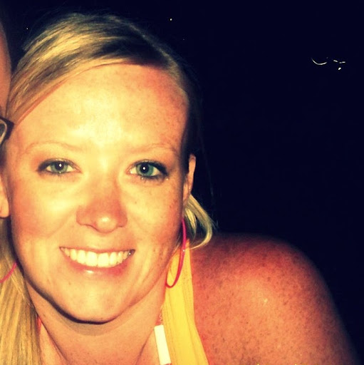 Sarah Woods Photo 9