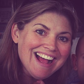 Jennifer Hutchens Photo 27