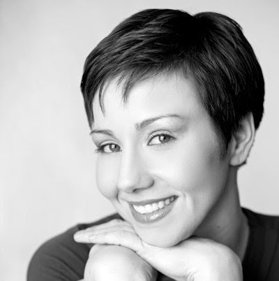 Jennifer Warnock Photo 23