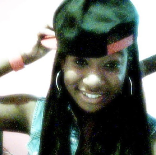 Kimberly Louis Photo 20