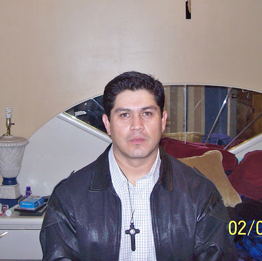Julio Lopez Photo 36