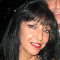 Diana Jenkins Photo 17