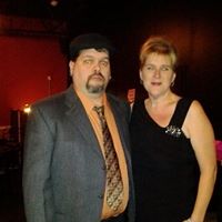 Julie Patchett Photo 11