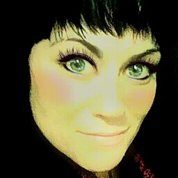 Andrea Olsen Photo 15