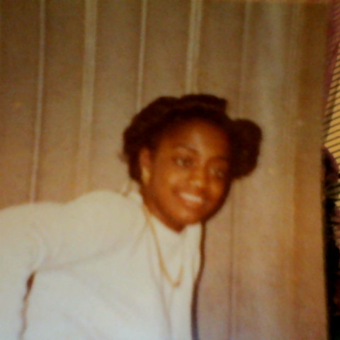 Lynn Hayes Photo 16