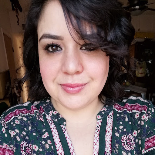 Alejandra Garza Photo 24