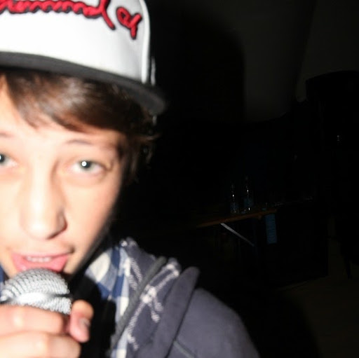 Lewis Young Photo 15