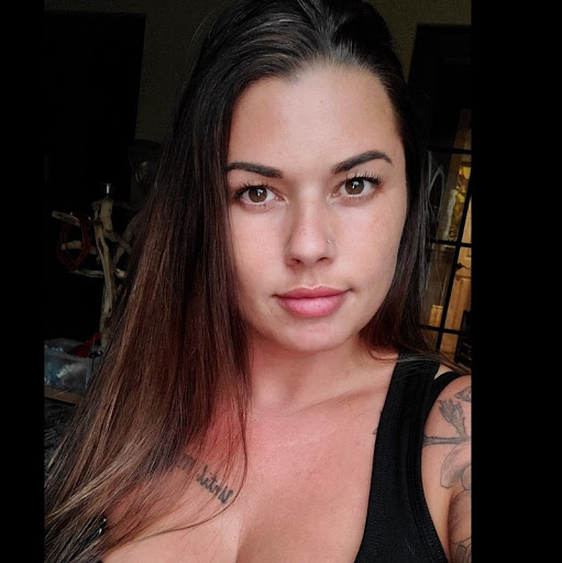 Danielle Ray Photo 29