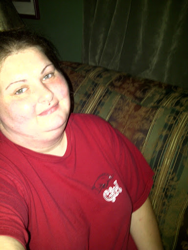 Angela Ellis Photo 32