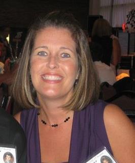 Anne Roche Photo 10