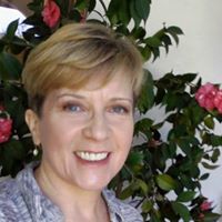Deborah Pyle Photo 21