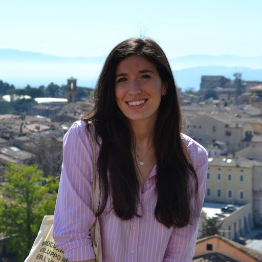 Julia Molina Photo 4