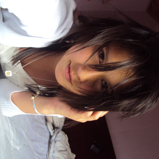 Paula Salazar Photo 20