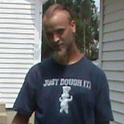 Jeremy Thacker Photo 37