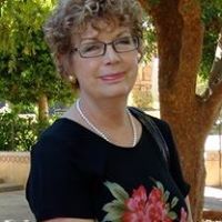 Anne Jennings Photo 29