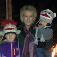 Teresa Robertson Photo 27
