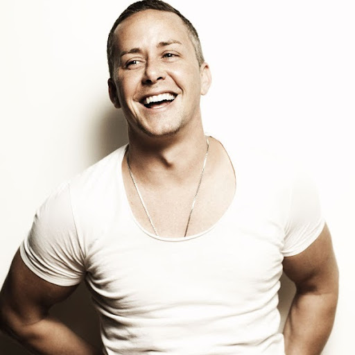 Dean Armstrong Photo 15