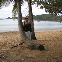 Anna Peel Photo 11