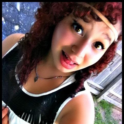 Karen Ruiz Photo 3