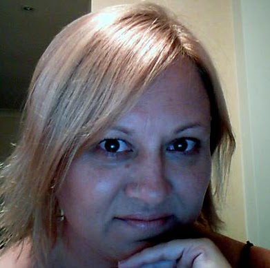 Gillian Riley Photo 13