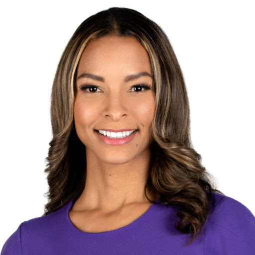 Constance Jones Photo 36