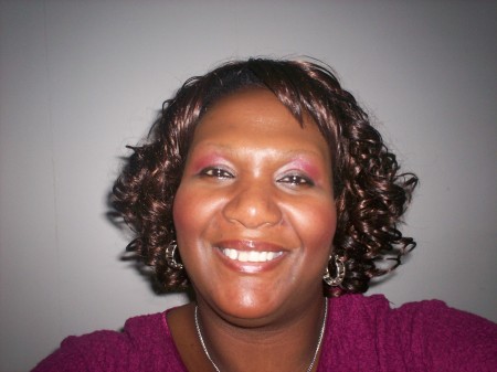 Flora Brown Photo 22