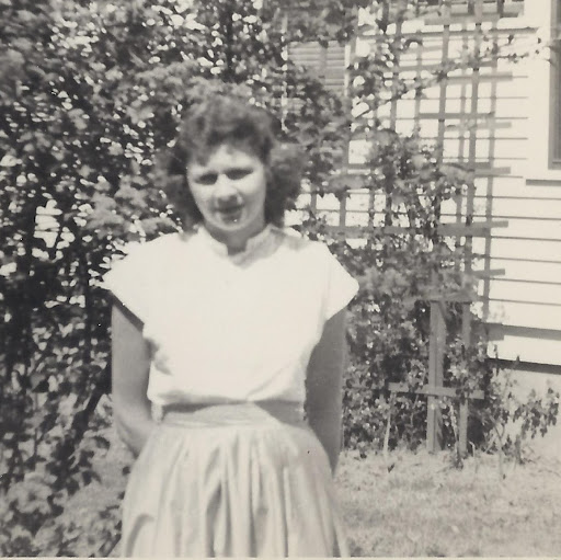 Jean Howe Photo 11