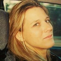 Heidi Henderson Photo 40