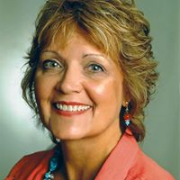 Kathryn Applegate Photo 11